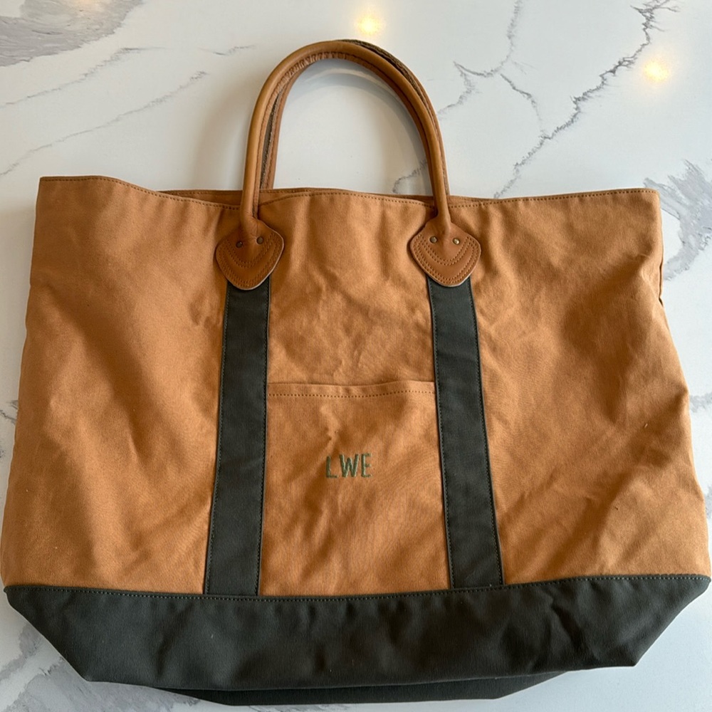 Vintage LL Bean Boat & Tote Bag large green tan Leather Handles & plaid interior